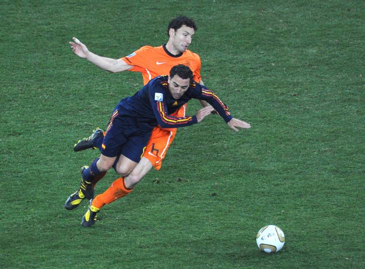 Хави и Ван Боммел в финал ЧМ-2010