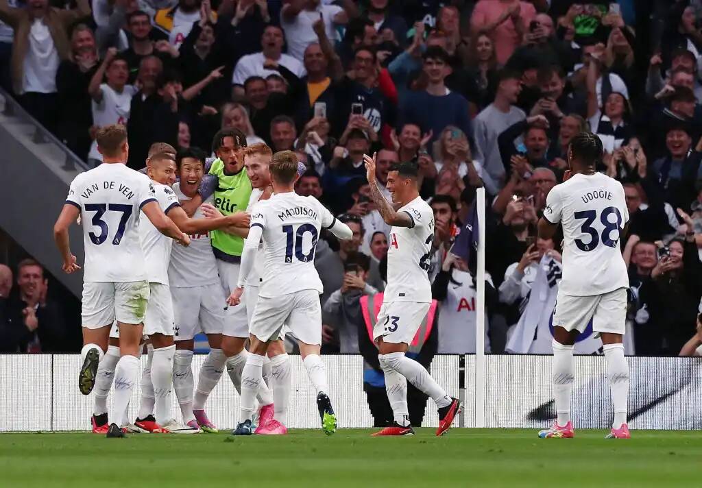 Тоттенхэм открывает счет