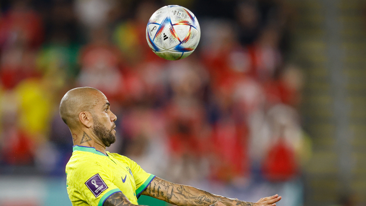 Данил Алвес