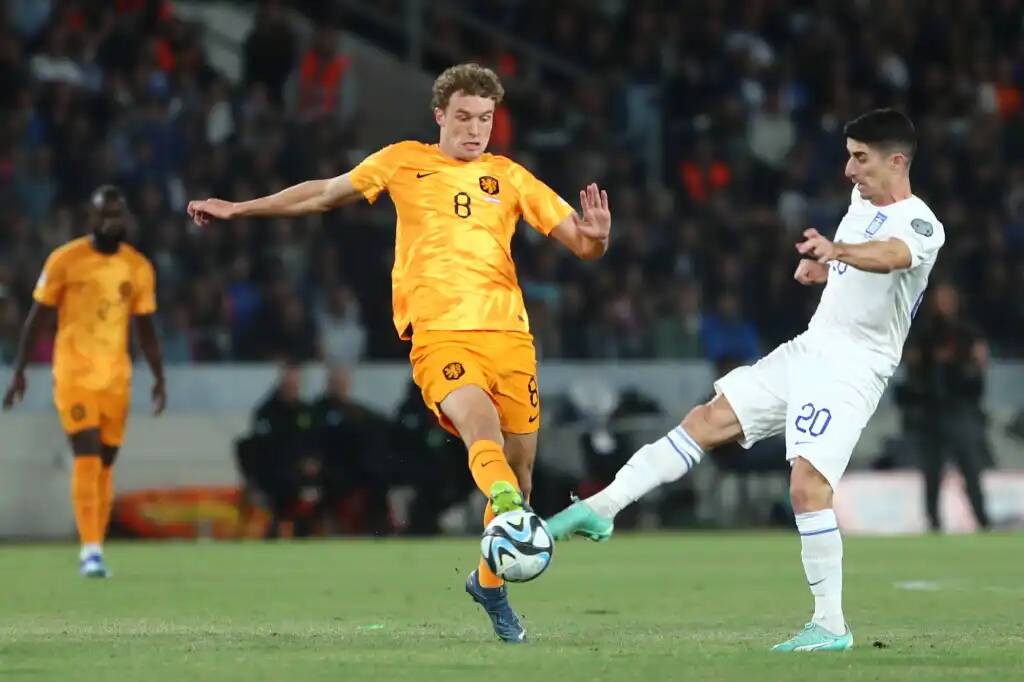 Фрагмент матча Греция — Нидерланды