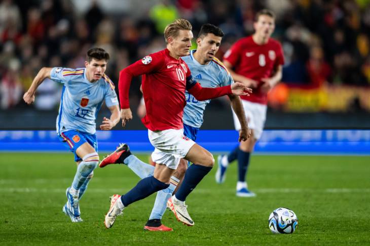 Норвегия — Испания