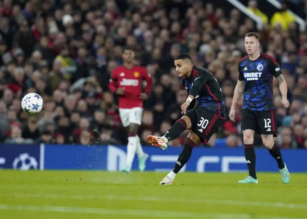 Фрагмент матча Манчестер Юнайтед — Копенгаген