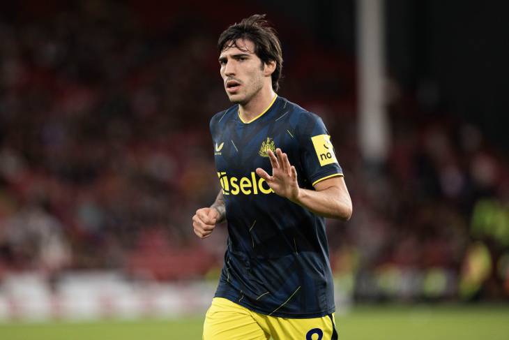 Сандро Тонали