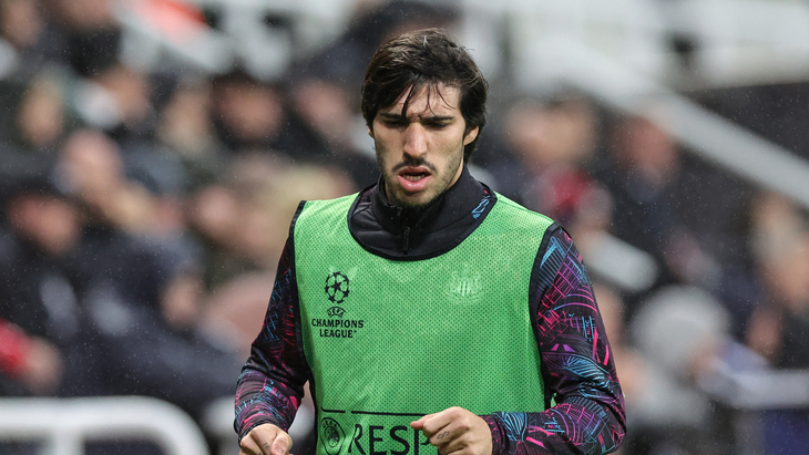 Сандро Тонали