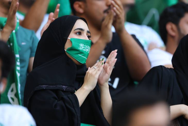 Болельщица Саудовской Аравии 