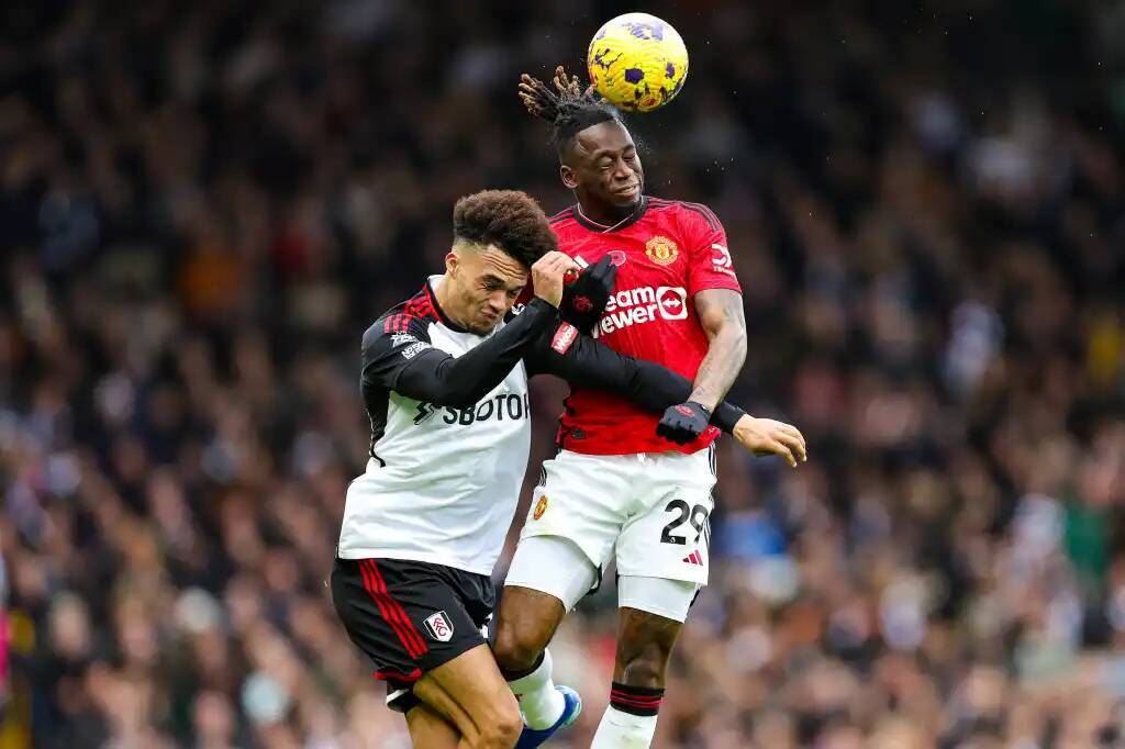 Фрагмент матча Фулхэм — Манчестер Юнайтед