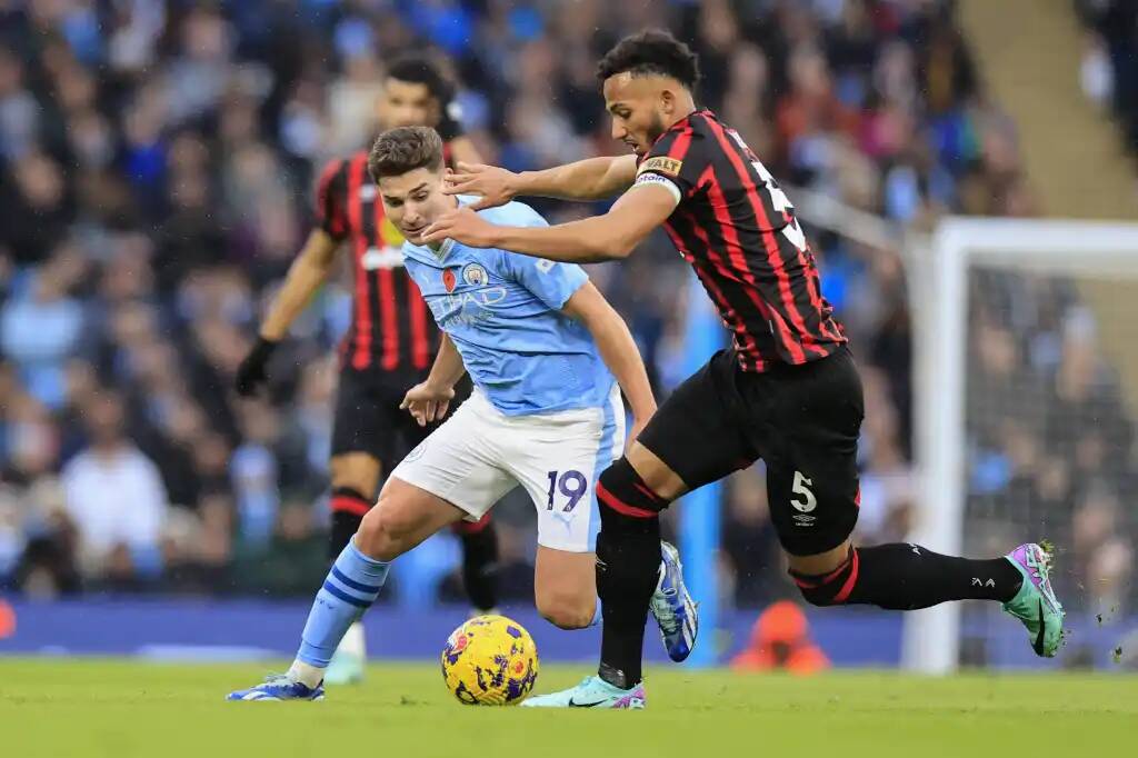 Фрагмент матча Манчестер Сити — Борнмут