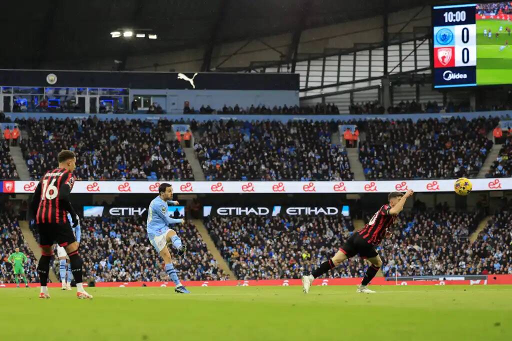 Фрагмент матча Манчестер Сити — Борнмут