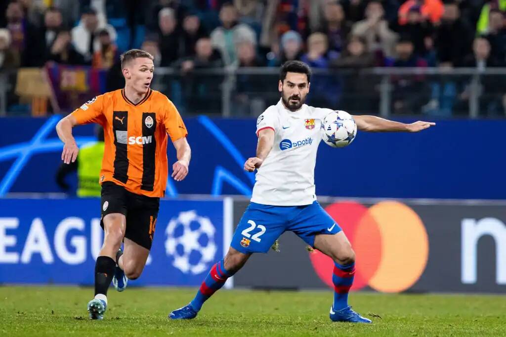 Фрагмент матча Шахтер — Барселона