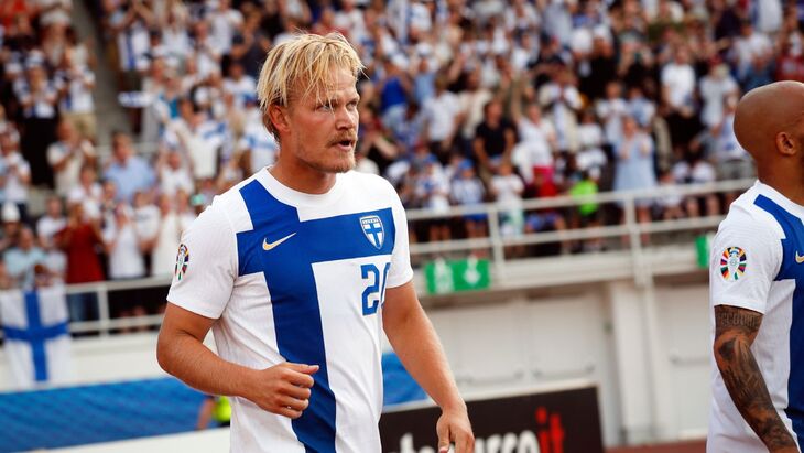 Автор первого гола Йоэль Похьянпало