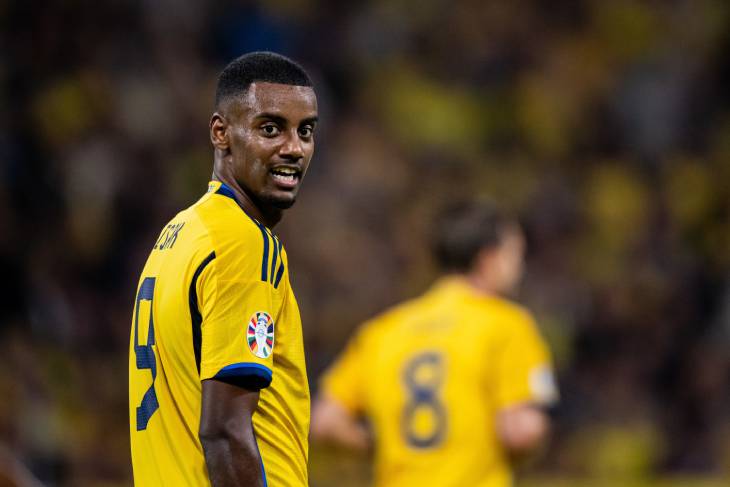 Александр Исак