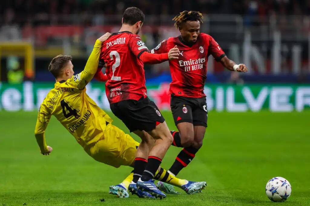 Фрагмент матча Милан — Боруссия