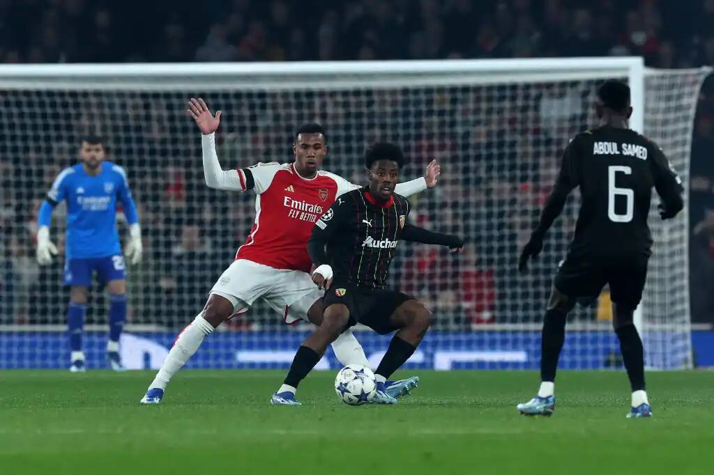 Фрагмент матча Арсенал — Ланс