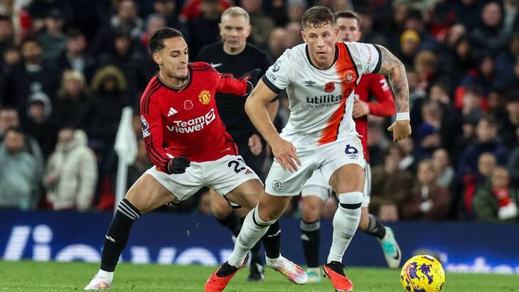 Хавбек «Лутона» Росс Баркли