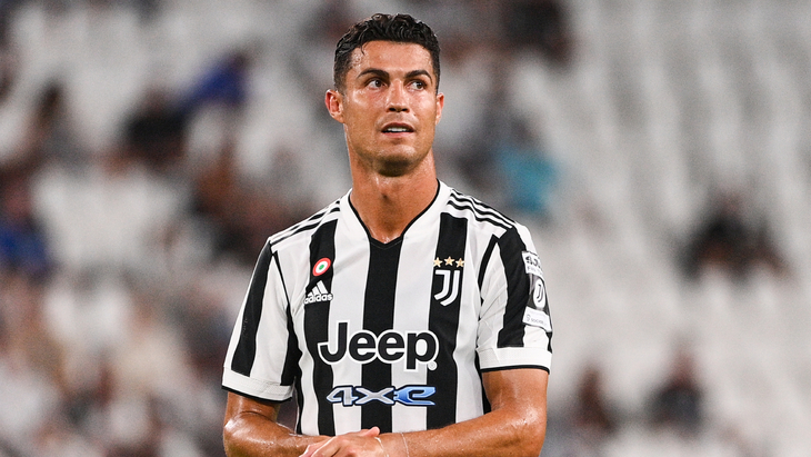 Криштиану Роналду в футболке «Ювентуса»