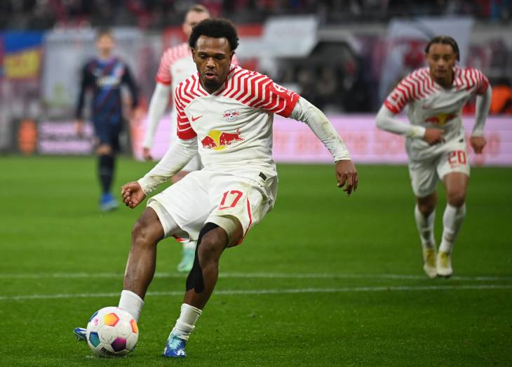 Лоис Опенда 