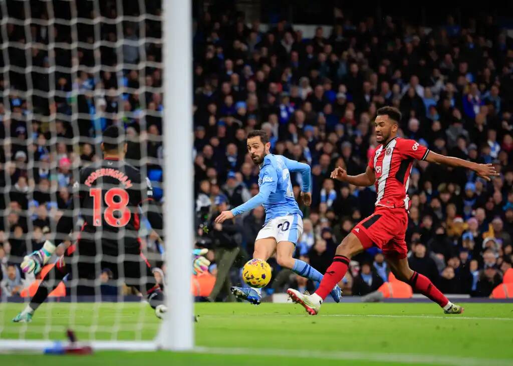 Фрагмент матча Манчестер Сити — Шеффилд Юнайтед