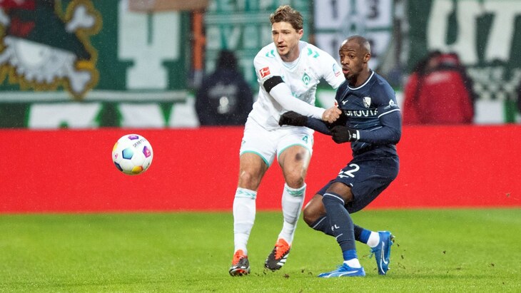 Нилкас Штарк (слева)