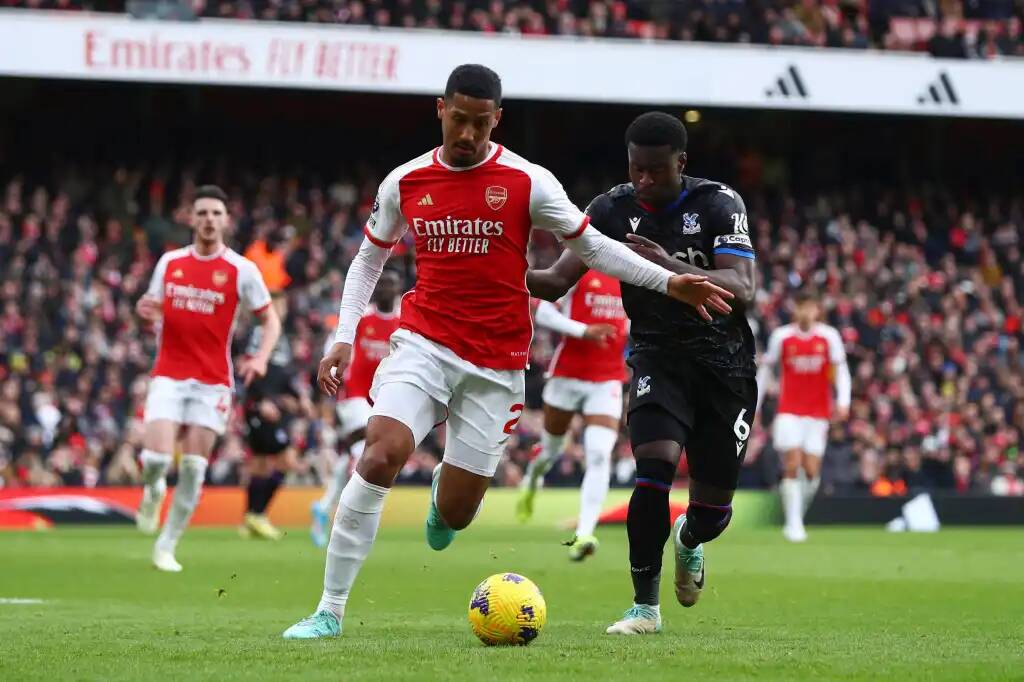 Фрагмент матча Арсенал — Кристал Пэлас