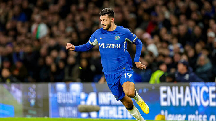 Армандо Броя