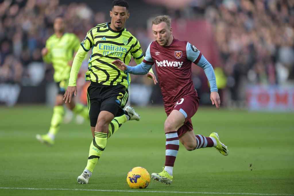 Фрагмент матча Вест Хэм — Арсенал