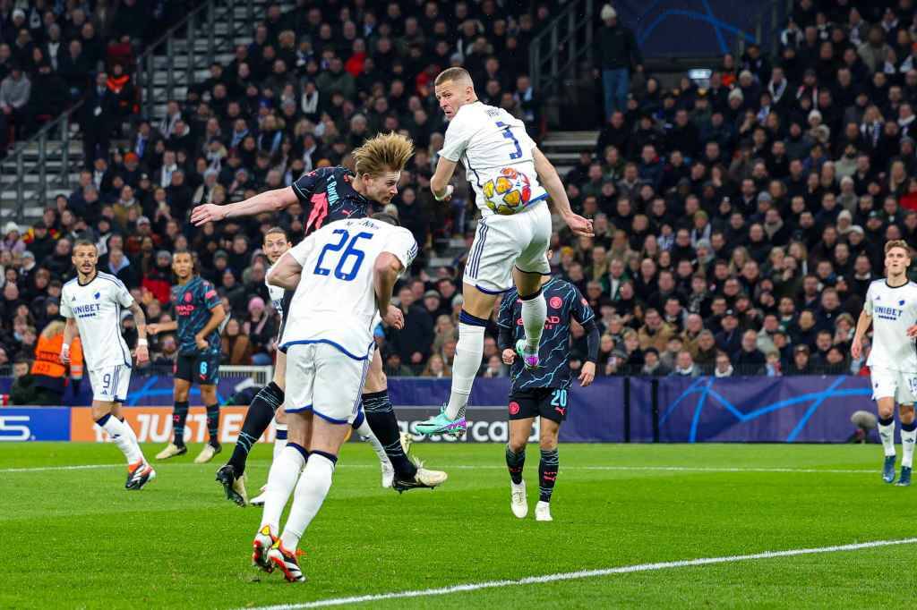 Фрагмент матча Копенгаген — Манчестер Сити