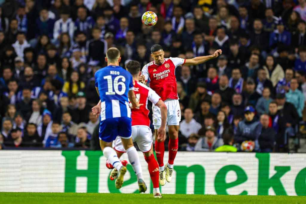 Фрагмент матча Порту — Арсенал