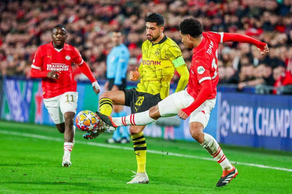 Фрагмент матча ПСВ — Боруссия