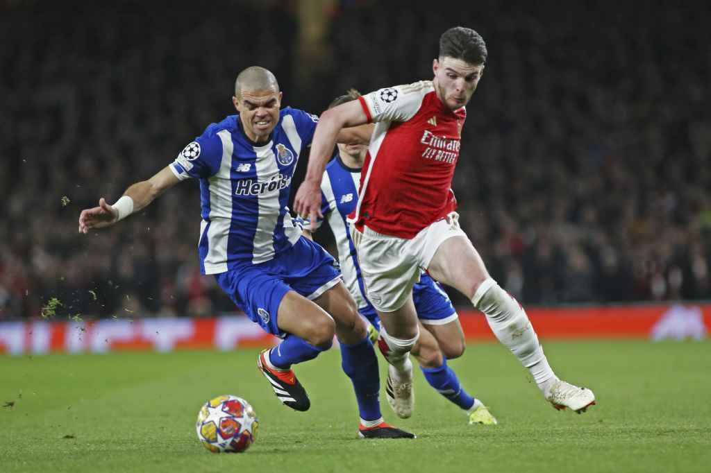 Фрагмент матча Арсенал — Порту