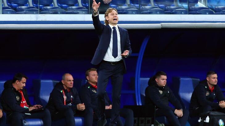 Валерий Карпин — тренер сборной России