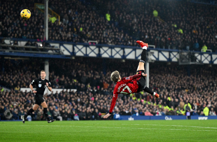 Гол Гарначо «Эвертону»