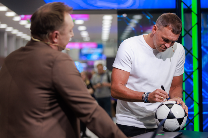 Артем Дзюба 