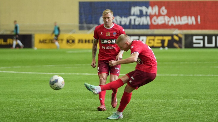 Денис Тихонов