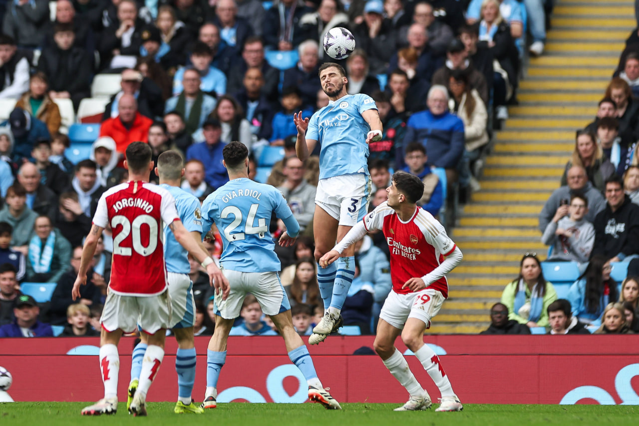Фрагмент матча Манчестер Сити — Арсенал