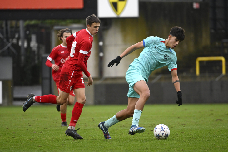 Марк Бернал