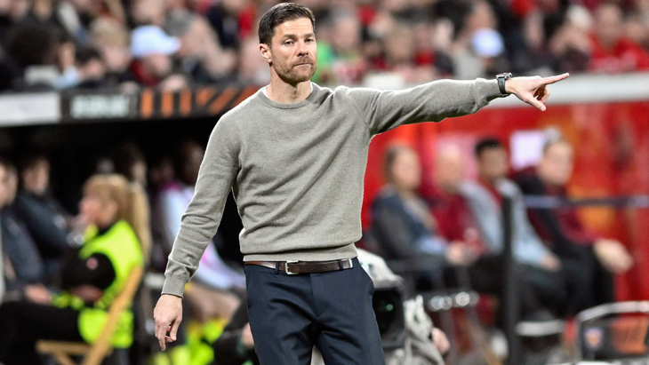 Хаби Алонсо привел «Байер» к первому чемпионскому титулу в истории