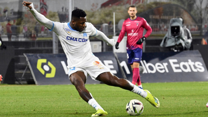 Автор гола Фарис Мумбанья