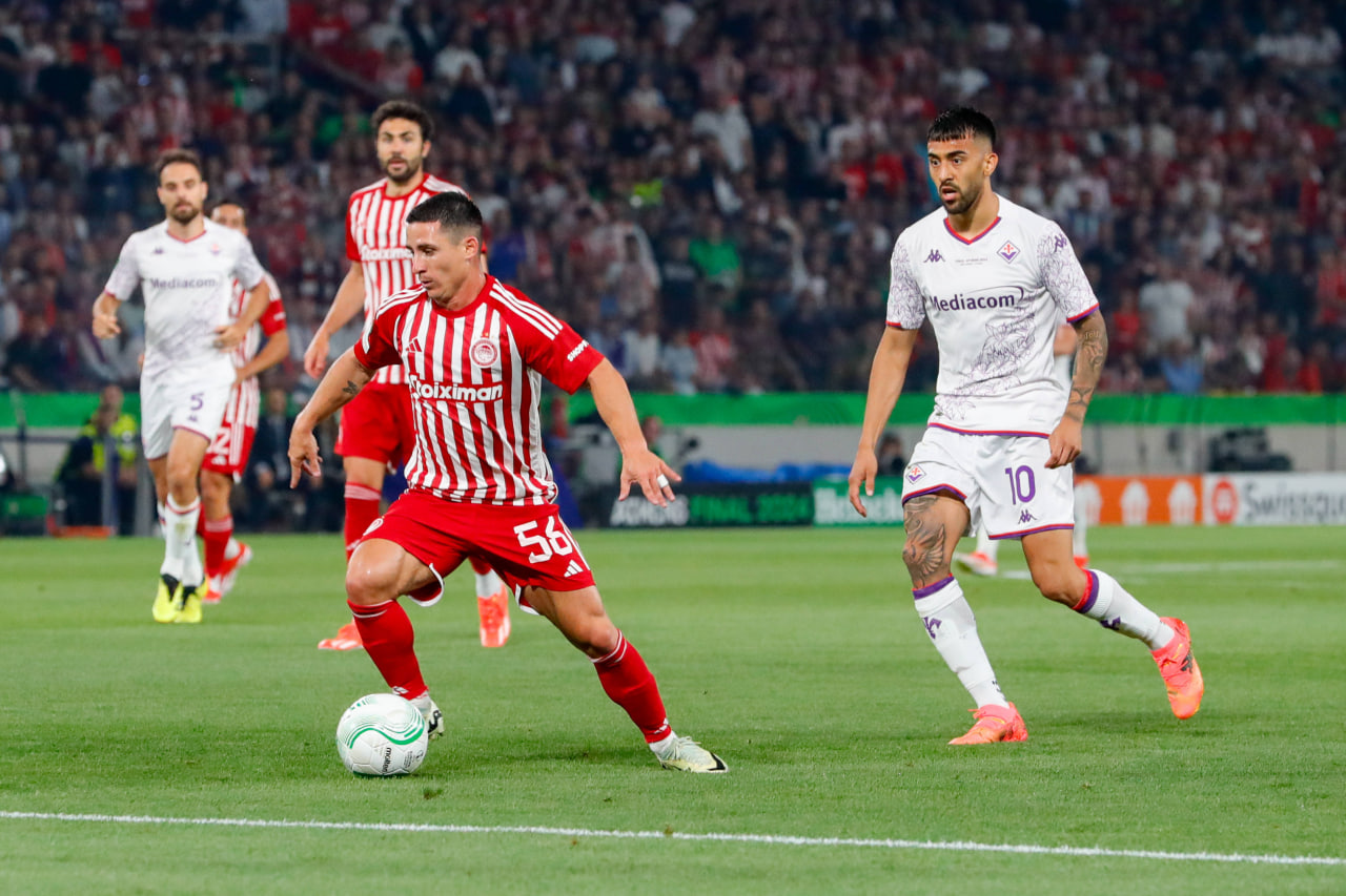 Фрагмент матча Олимпиакос — Фиорентина