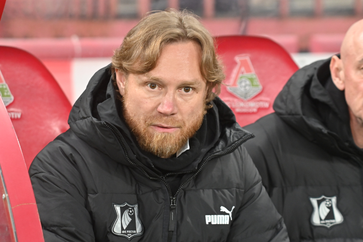 Валерий Карпин