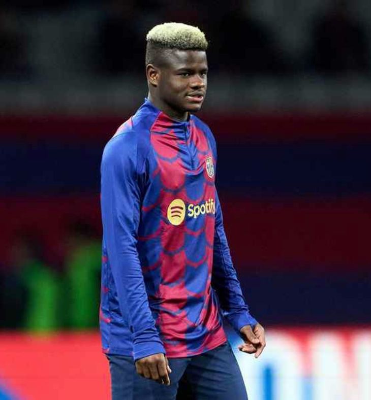 Микаил Файе