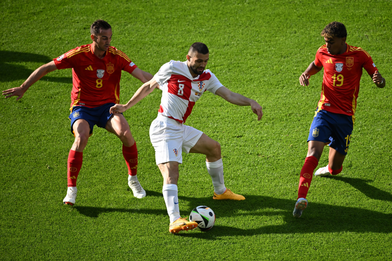 Фрагмент матча Испания — Хорватия