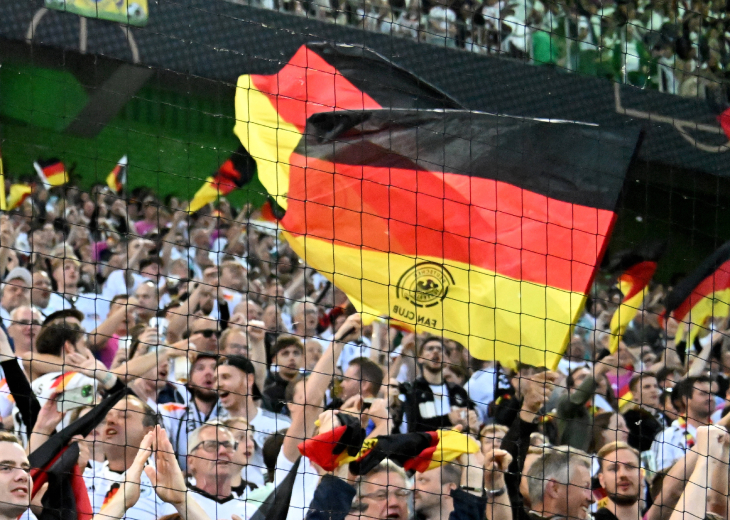 Болельщики сборной Германии.