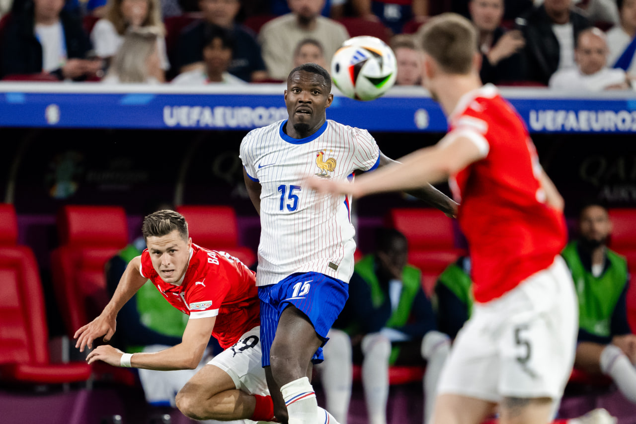 Фрагмент матча Австрия — Франция