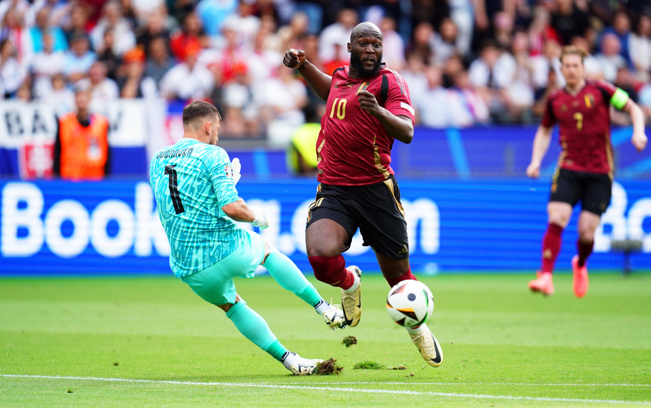 Фрагмент матча Бельгия — Словакия