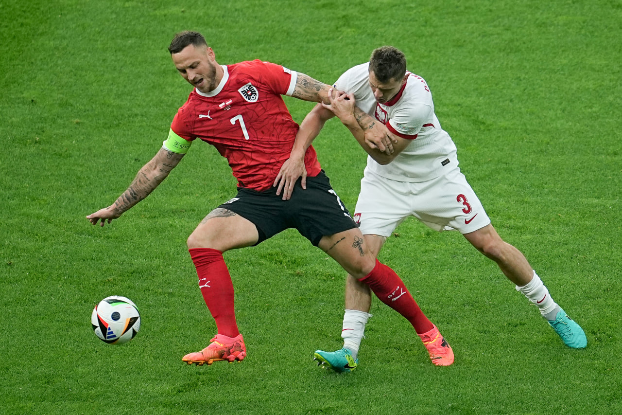 Фрагмент матча Польша — Австрия