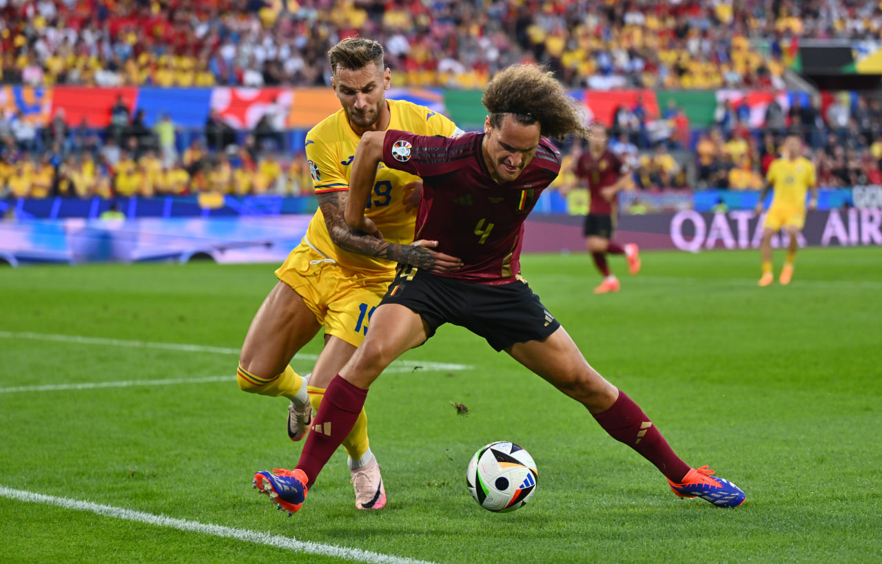 Фрагмент матча Бельгия — Румыния