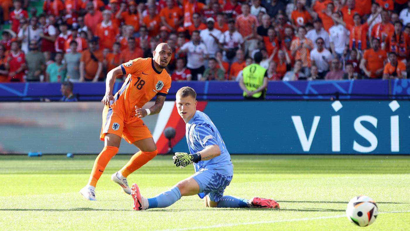 Мален забивает в свои ворота