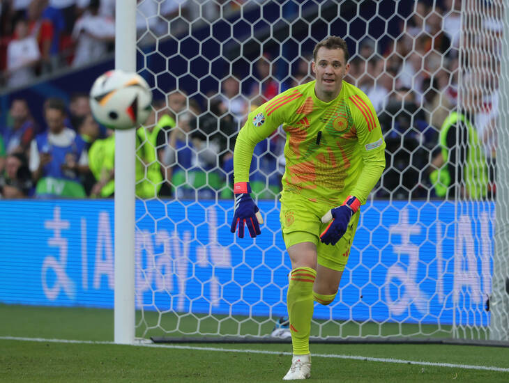 Мануэль Нойер