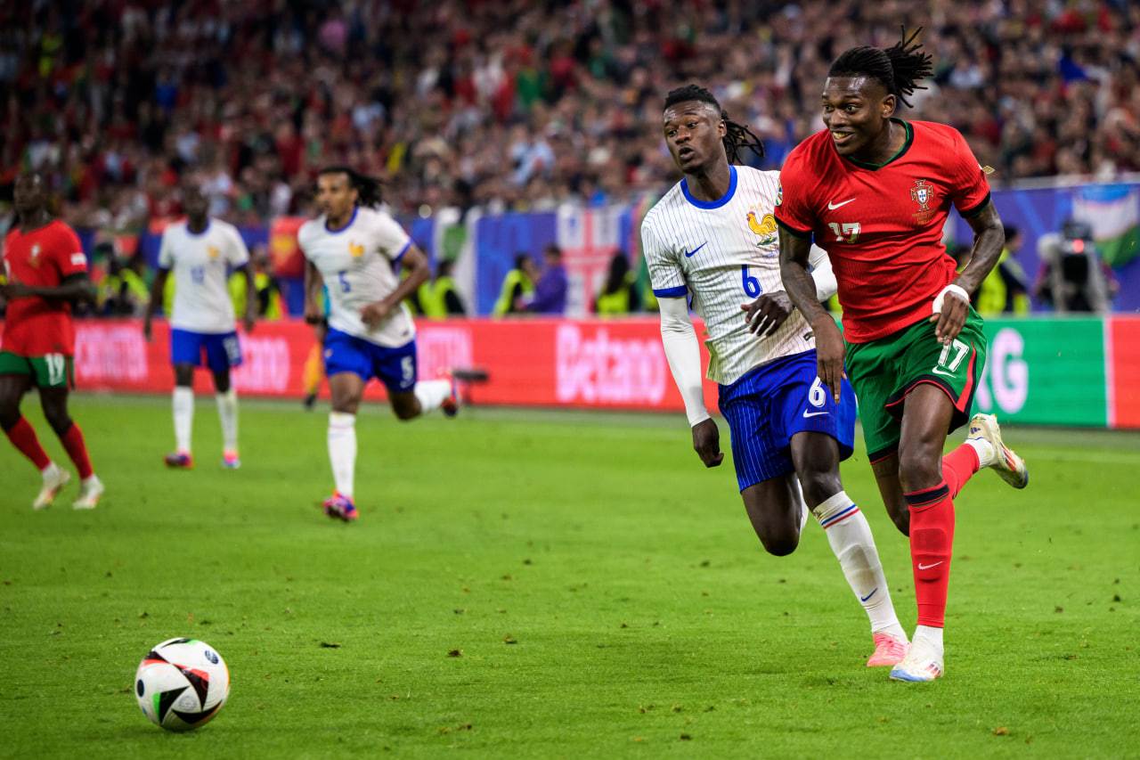 Фрагмент матча Португалия — Франция