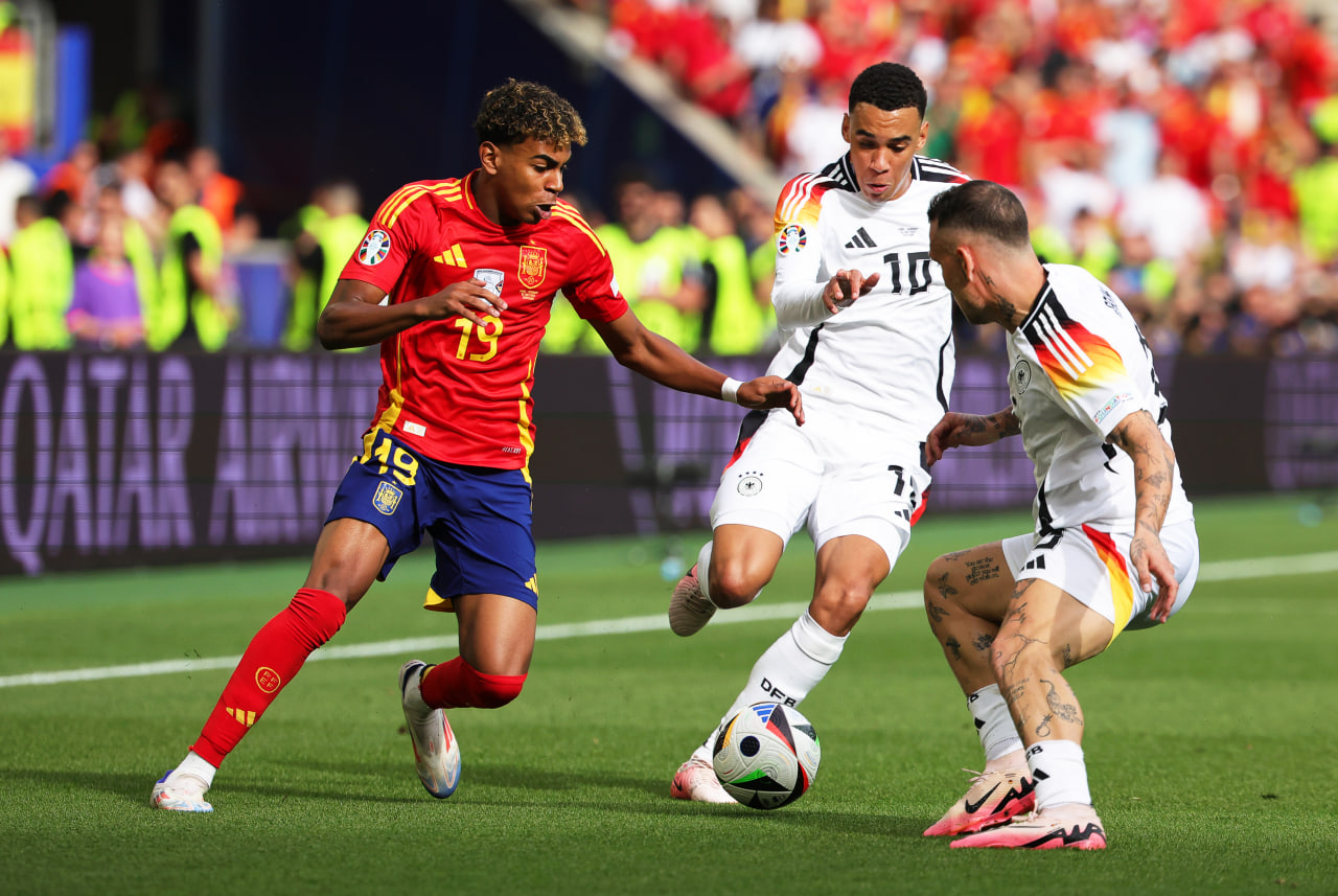 Фрагмент матча Испания — Германия